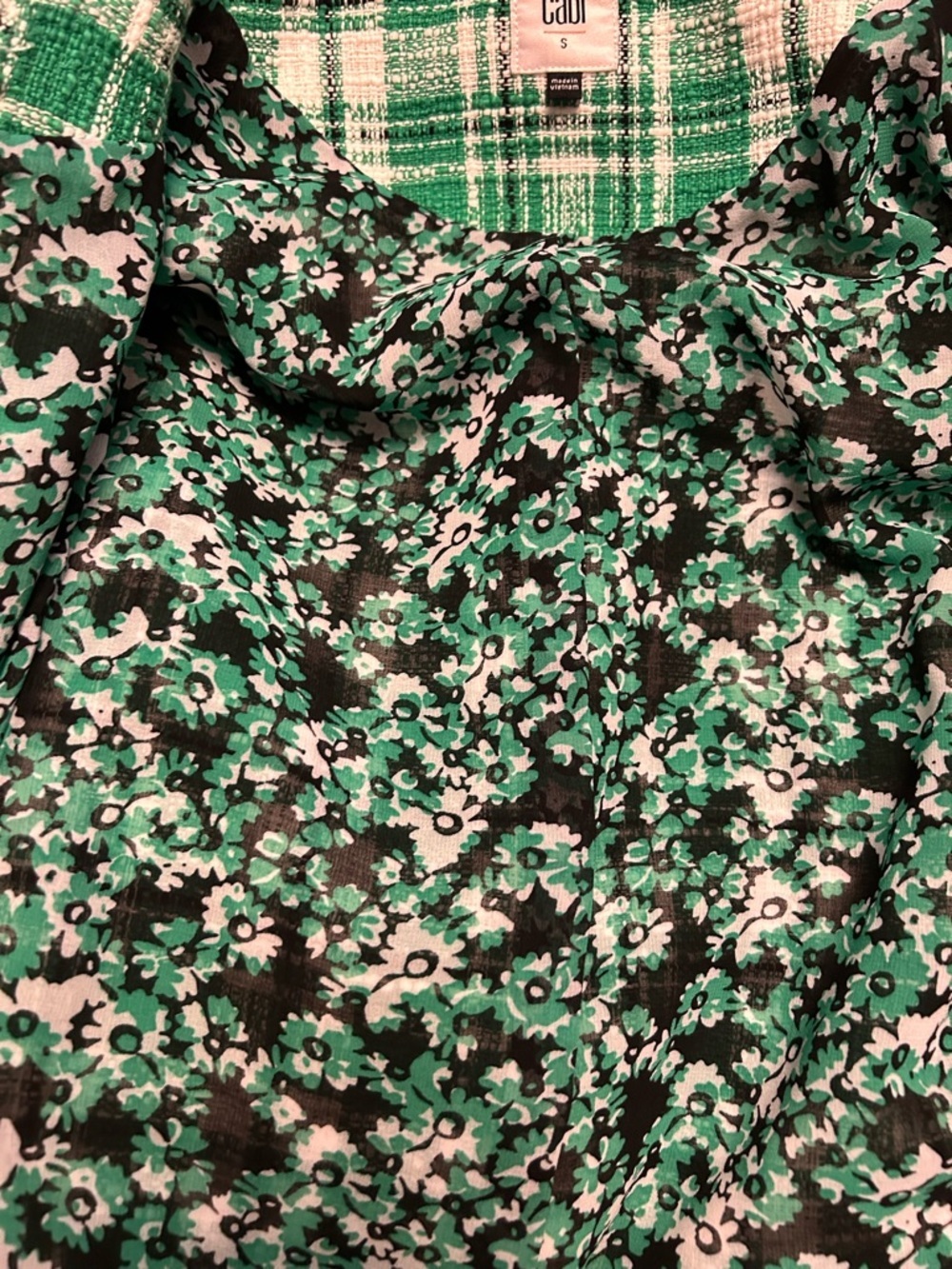 CAbi Green and White Plaid Tweed Jacket - Picture 8 of 9